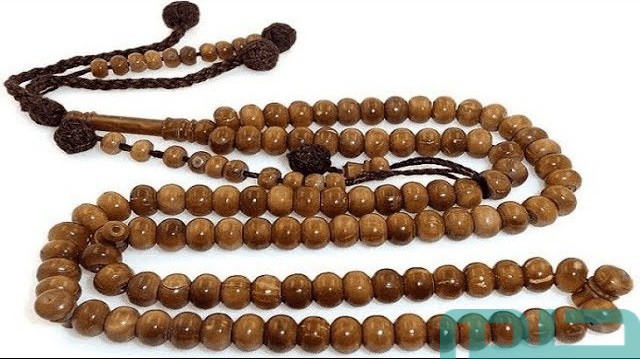 تفسير السبحة الخشب في المنام تفسير السبحة الخشب في المنام