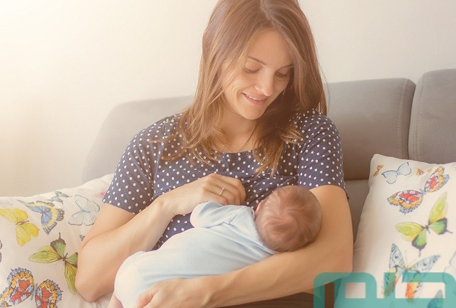 تفسير حلم إرضاع طفل