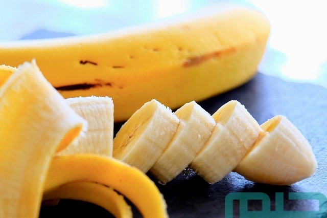 تفسير حلم إعطاء الموز للميت تفسير حلم إعطاء الموز للميت