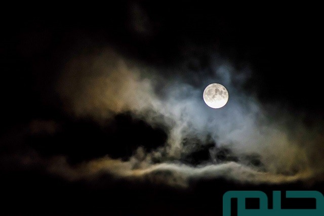 تفسير حلم القمر في المنام