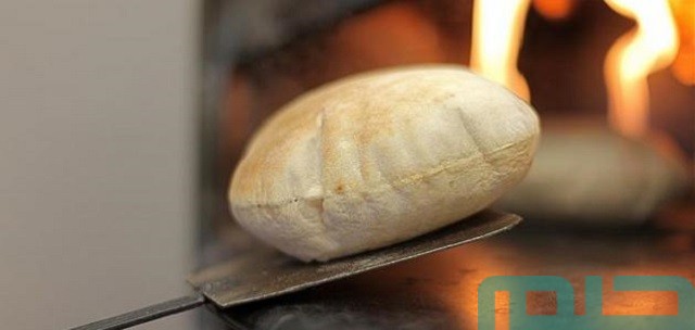 تفسير حلم رؤية بيع الخبز في المنام وعلاقته بالتجاوز الظروف 2 تفسير حلم بيع الخبز في المنام