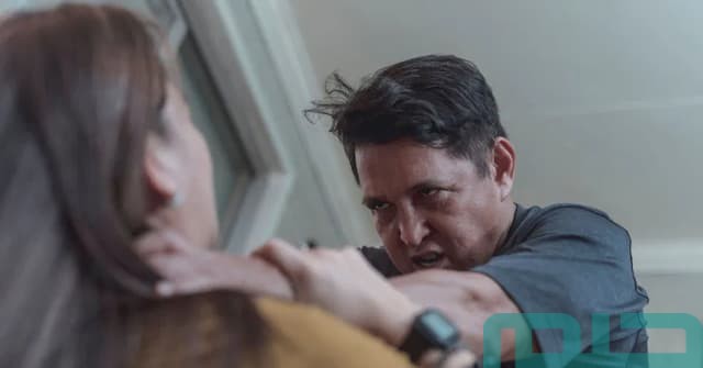 تفسير حلم خنق الزوج لزوجته حتى الموت تفسير حلم خنق الزوج لزوجته حتى الموت