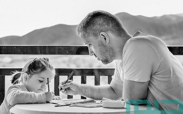 تفسير حلم رؤية الاب في المنام تفسير حلم رؤية الاب في المنام