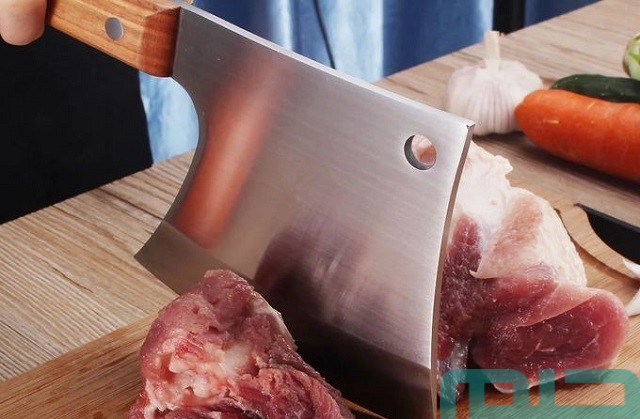 تفسير حلم رؤية الساطور تفسير حلم رؤية الساطور