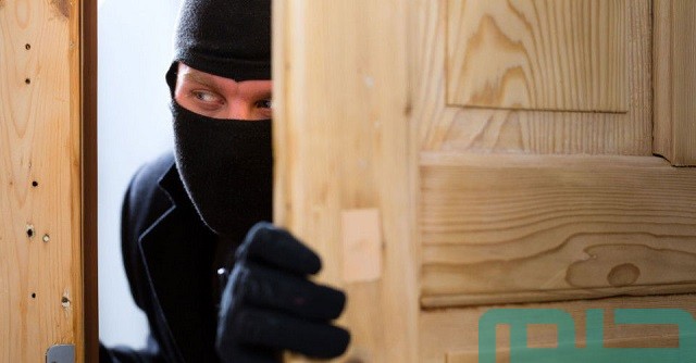 تفسير حلم سرقة باب المنزل تفسير حلم سرقة باب المنزل