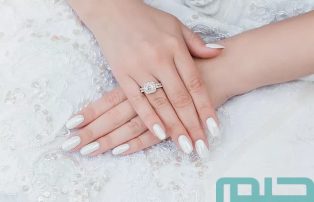 تفسير حلم طلاء الأظافر باللون الأبيض تفسير حلم طلاء الأظافر باللون الأبيض