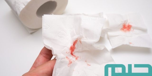 تفسير خروج الدم من فم الرضيع