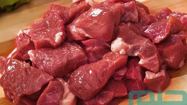 تفسير رؤية أخذ اللحم النيء في المنام تفسير رؤية أخذ اللحم النيء في المنام