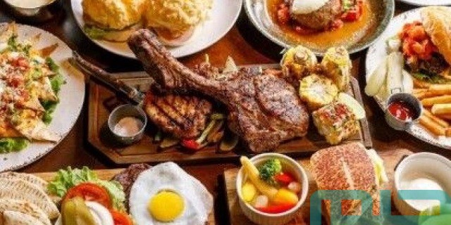 تفسير رؤية تناول الطعام في المنام لابن سيرين