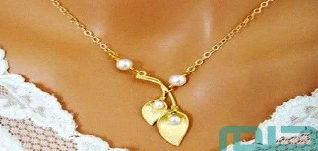 تفسير رؤية هدية قلادة ذهب في المنام