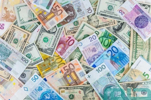 دلالة النقود الورقية الملونة في المنام