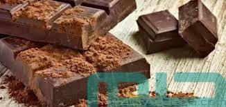 ما تفسير إعطاء الحي للميت شوكولاتة في المنام؟