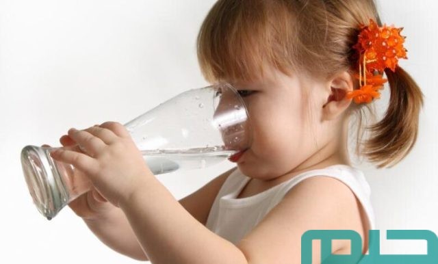 ما تفسير حلم سقي طفل ماء للمتزوجة؟ ما تفسير حلم سقي طفل ماء للمتزوجة؟