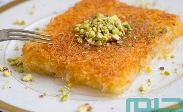 أكل وأعداد الكنافه فى المنام  أكل وأعداد الكنافه فى المنام