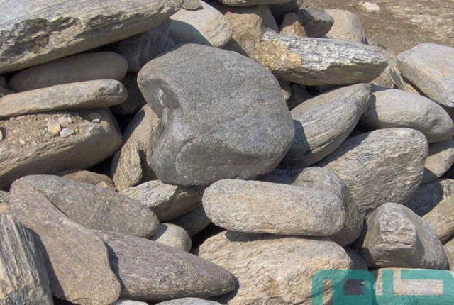 تفسير حلم رؤية رمي وأكل الحجر تفسير حلم رؤية رمي وأكل الحجر