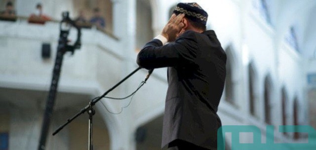 تفسير حلم سماع الآذان