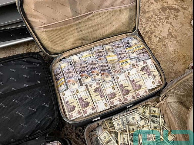 تفسير حلم شنطة فيها فلوس