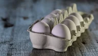تفسير حلم رؤية شراء البيض في المنام وعلاقته بالمغامرات