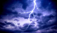 تفسير حلم وسماع الصواعق في المنام وعلاقتها بتحقيق الأمنيات